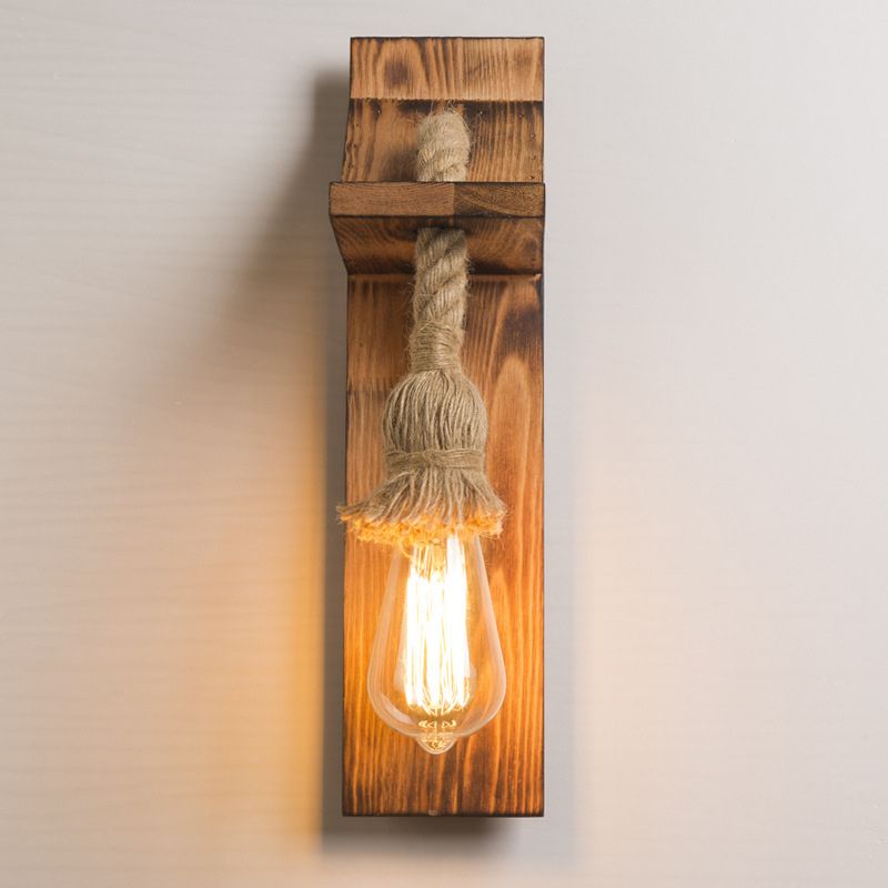 lampe de chevet corde et bois accrochée au mur